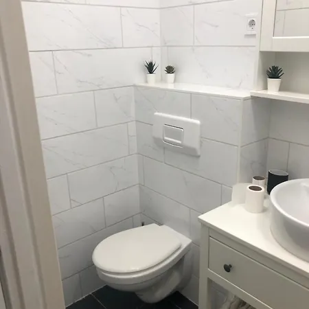 Guest house 7dab 4 Josika 28 Contactless Self Check-in Budapest